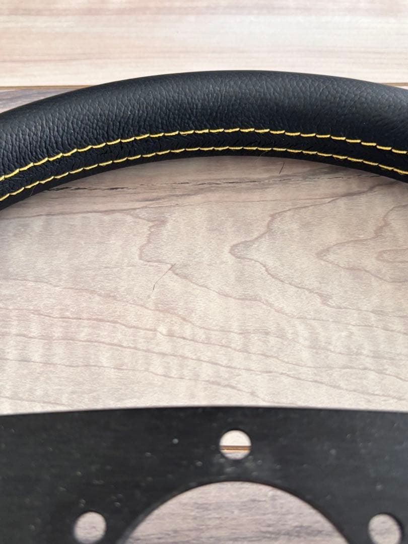 MOMO VELOCE RACING ヴェローチェレーシング　32φ