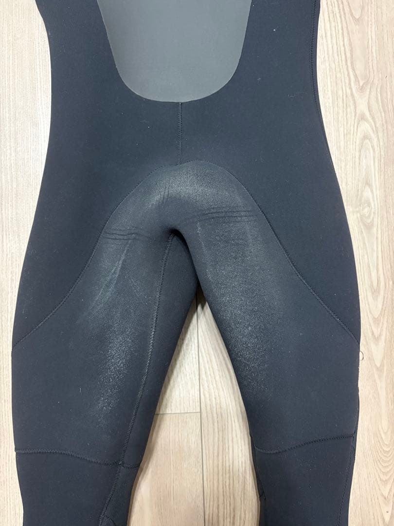 アックスクラシック　ウェットスーツ　5ミリセミドライ