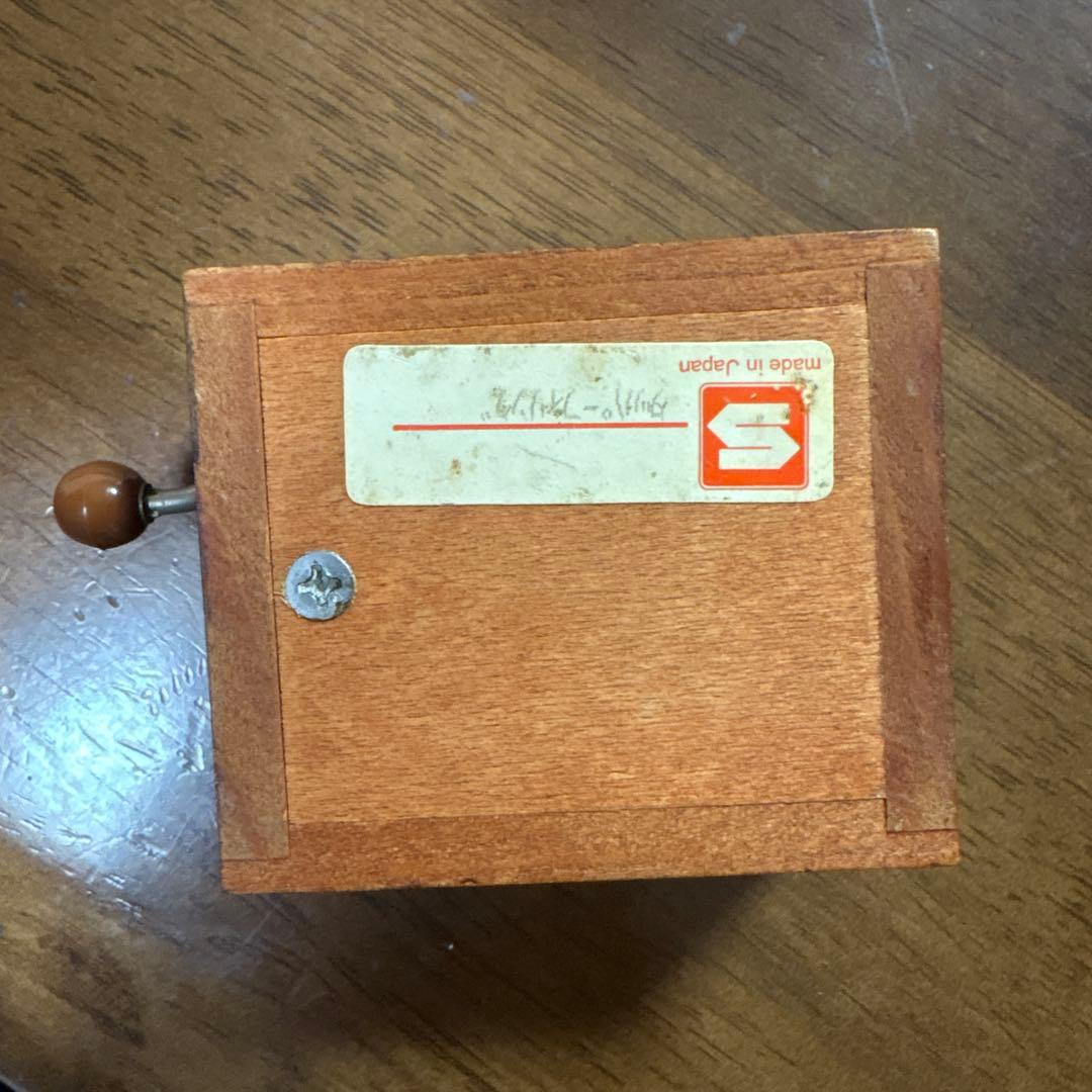 Tupperware 木製手動オルゴール