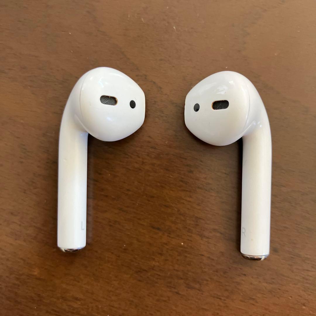 Apple AirPods 本体 Charging Case付き