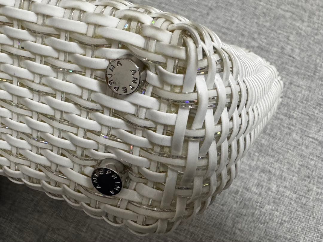 アンテプリマ　ワイヤーバッグ　ホワイト×シルバー