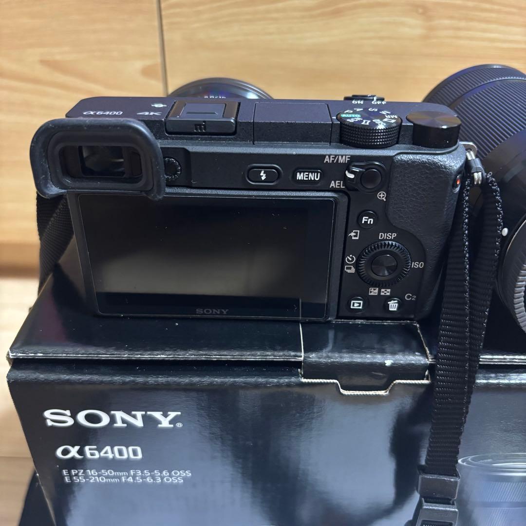 SONY α6400 ダブルキットレンズ　収納ケース付き