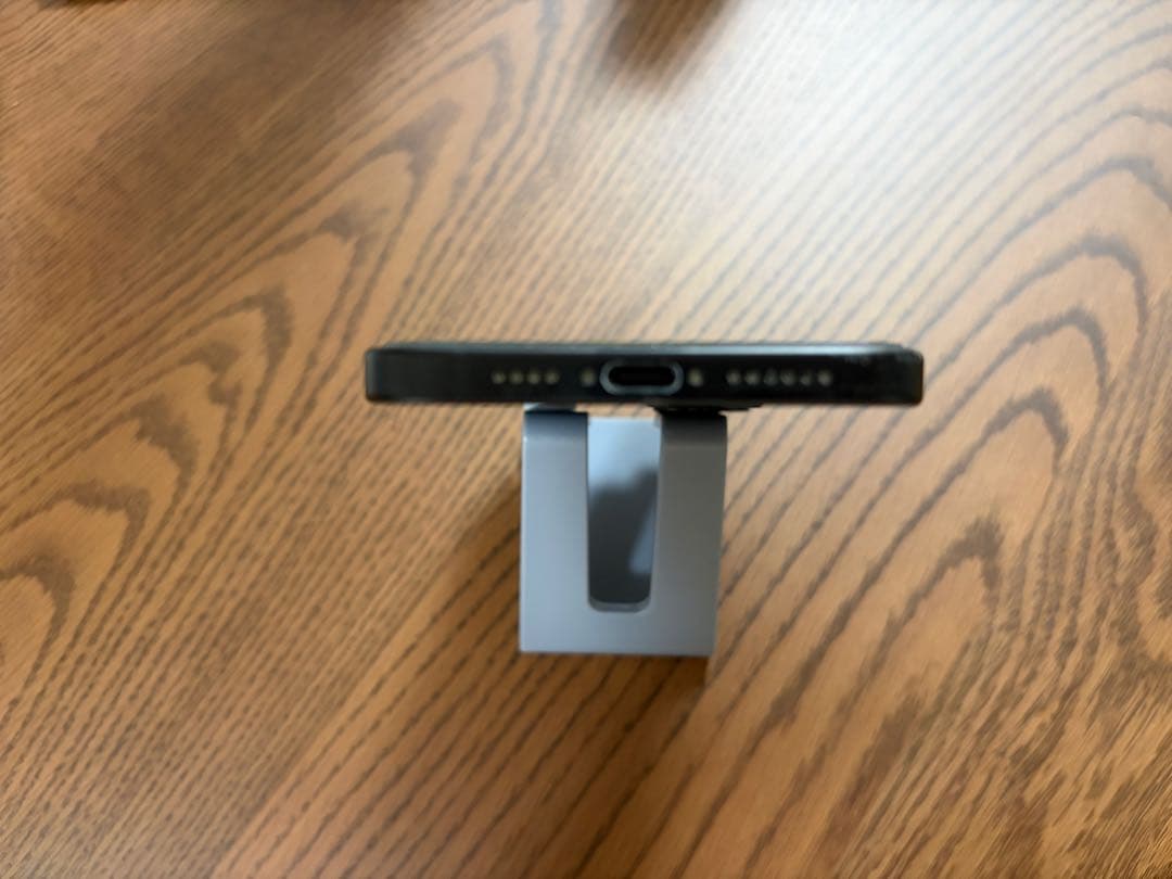 Apple iPhone 15 plusブラック 本体　充電ケーブル付き