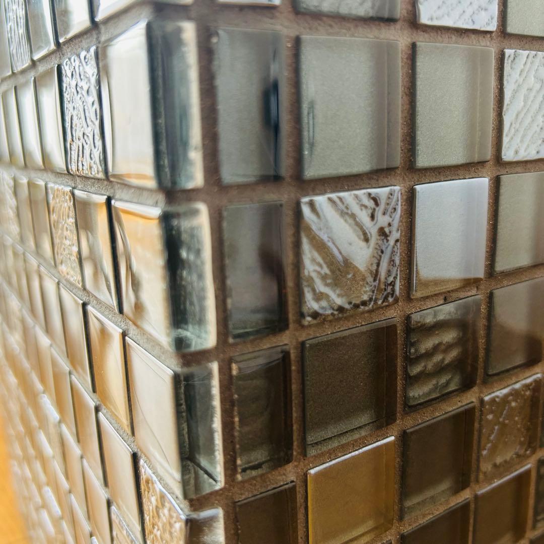 タイルキューブ　韓国インテリア　サイドテーブル ガラスモザイクタイル