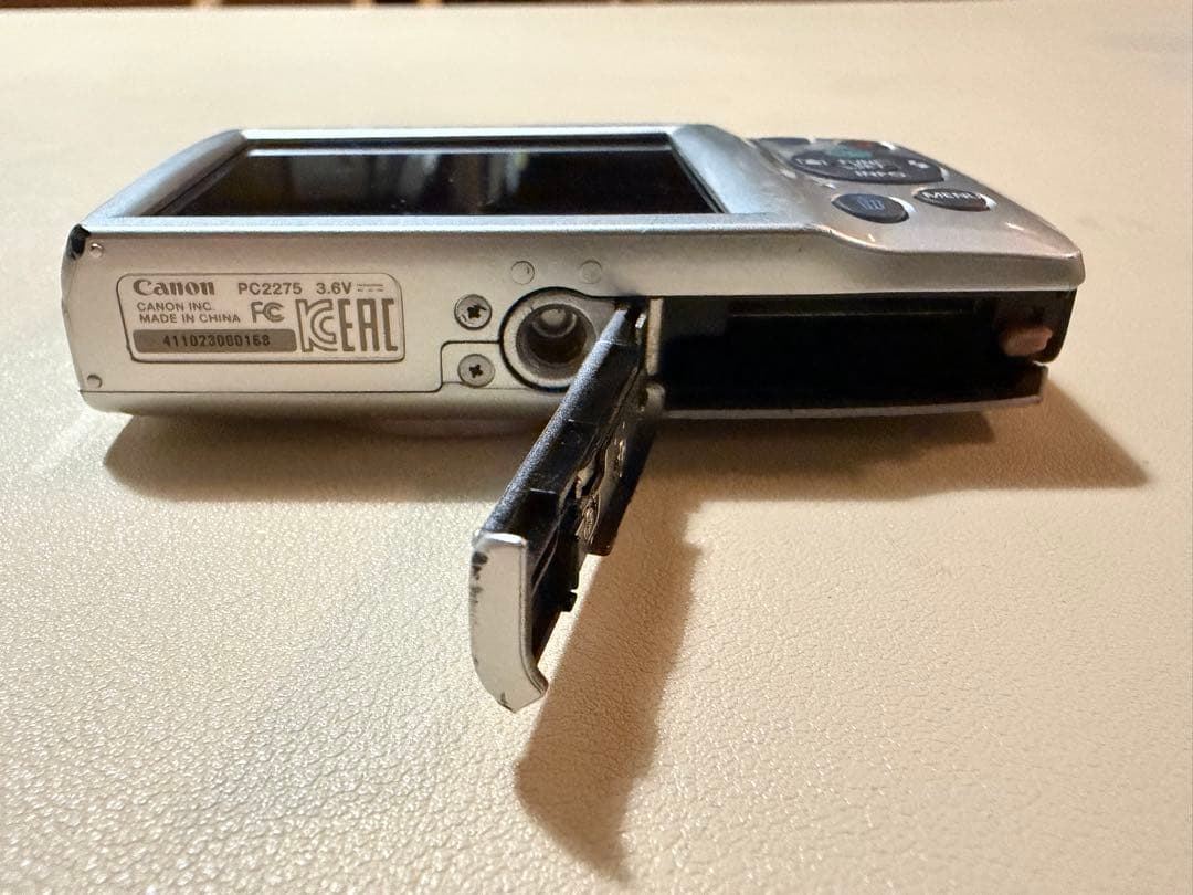 デジタルカメラ Canon IXY 180