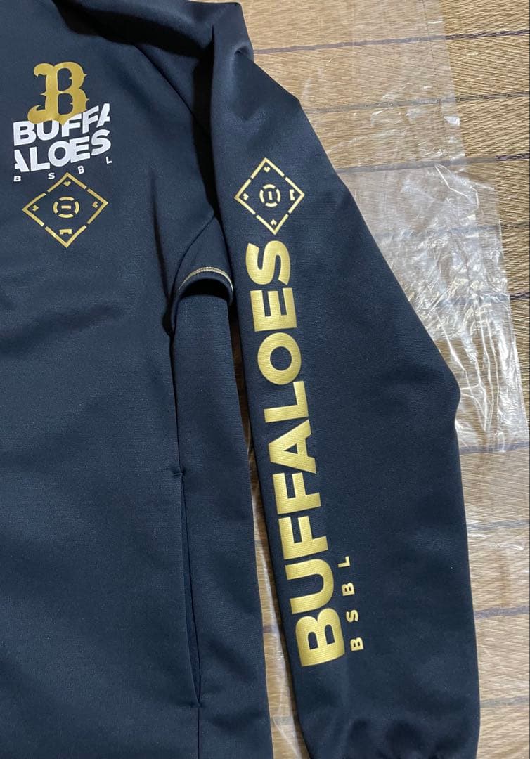 8*2様 オリックス　バファローズ　オーセンティックプルオーバーフーディ　XOサ