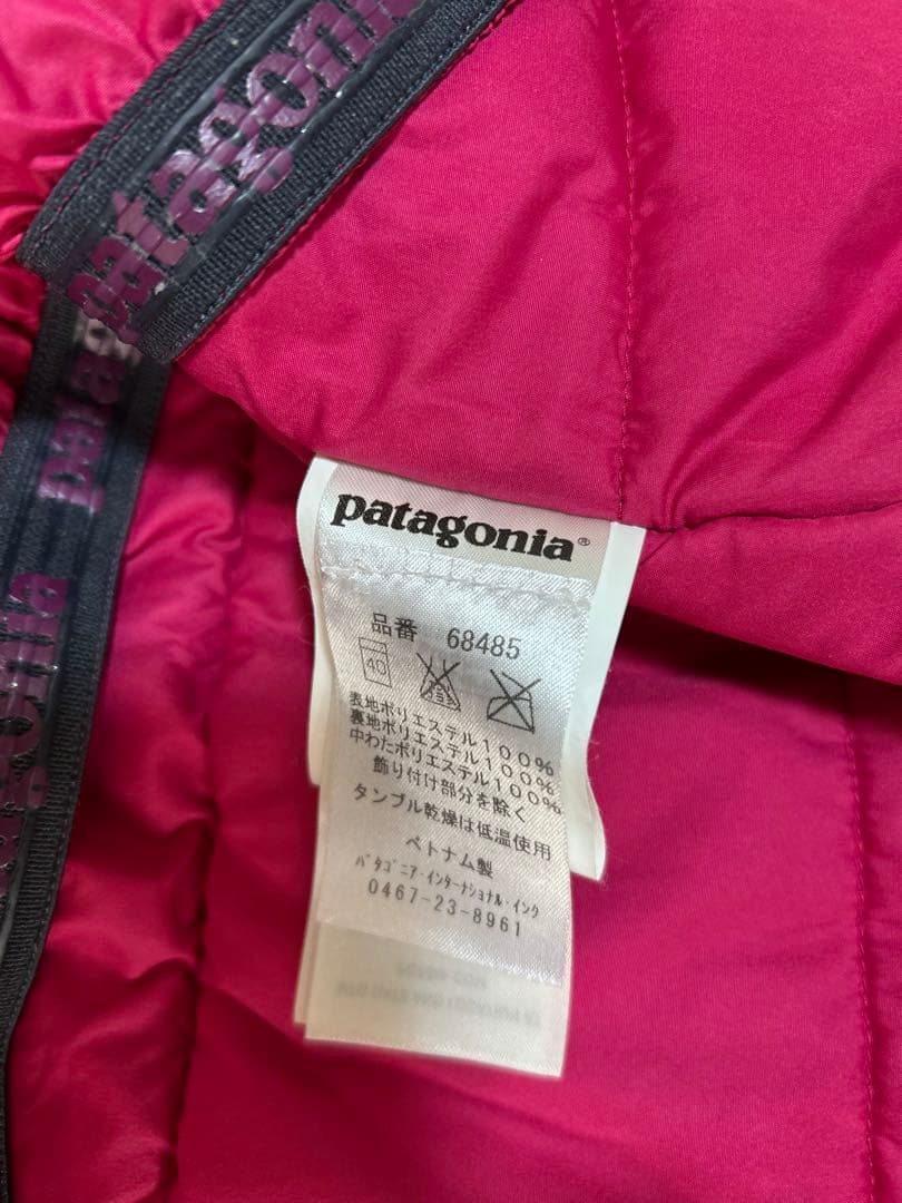 patagonia スノージャケット　キッズSサイズ　7-8才