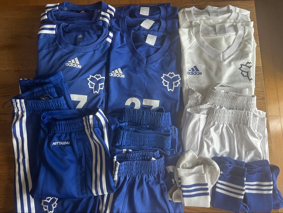 【別/纏め売り可】日体大 サッカー部 ウェア シャツ ジャージ ユニフォーム